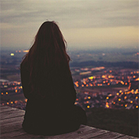 revoltee-decue